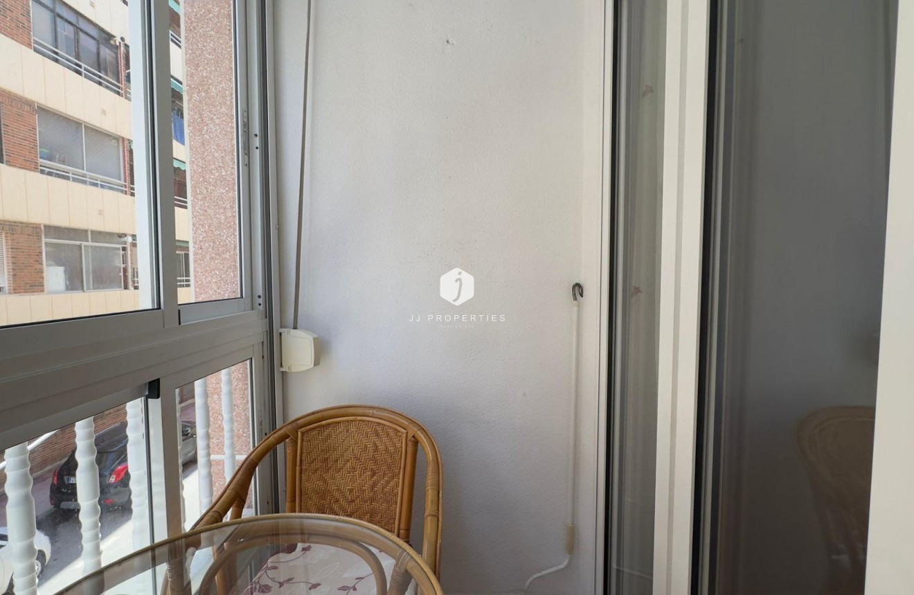 Aus zweiter Hand - Wohnung -
Torrevieja - Acequion