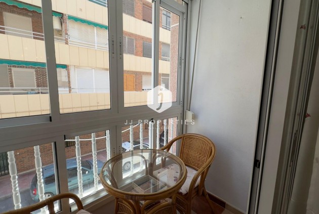 Aus zweiter Hand - Wohnung -
Torrevieja - Acequion