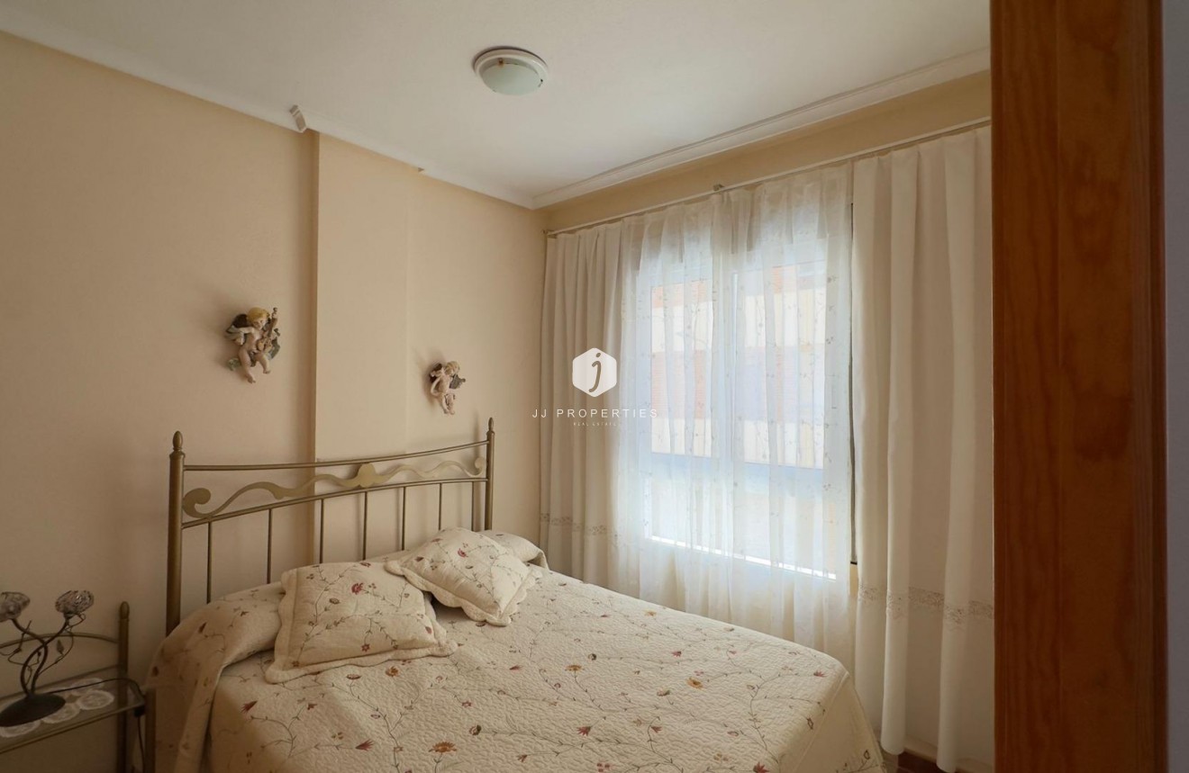 Aus zweiter Hand - Wohnung -
Torrevieja - Acequion