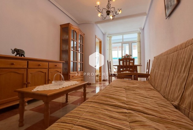 Aus zweiter Hand - Wohnung -
Torrevieja - Acequion