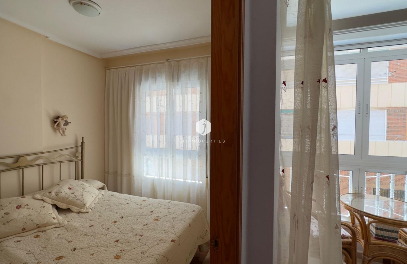 Aus zweiter Hand - Wohnung -
Torrevieja - Acequion