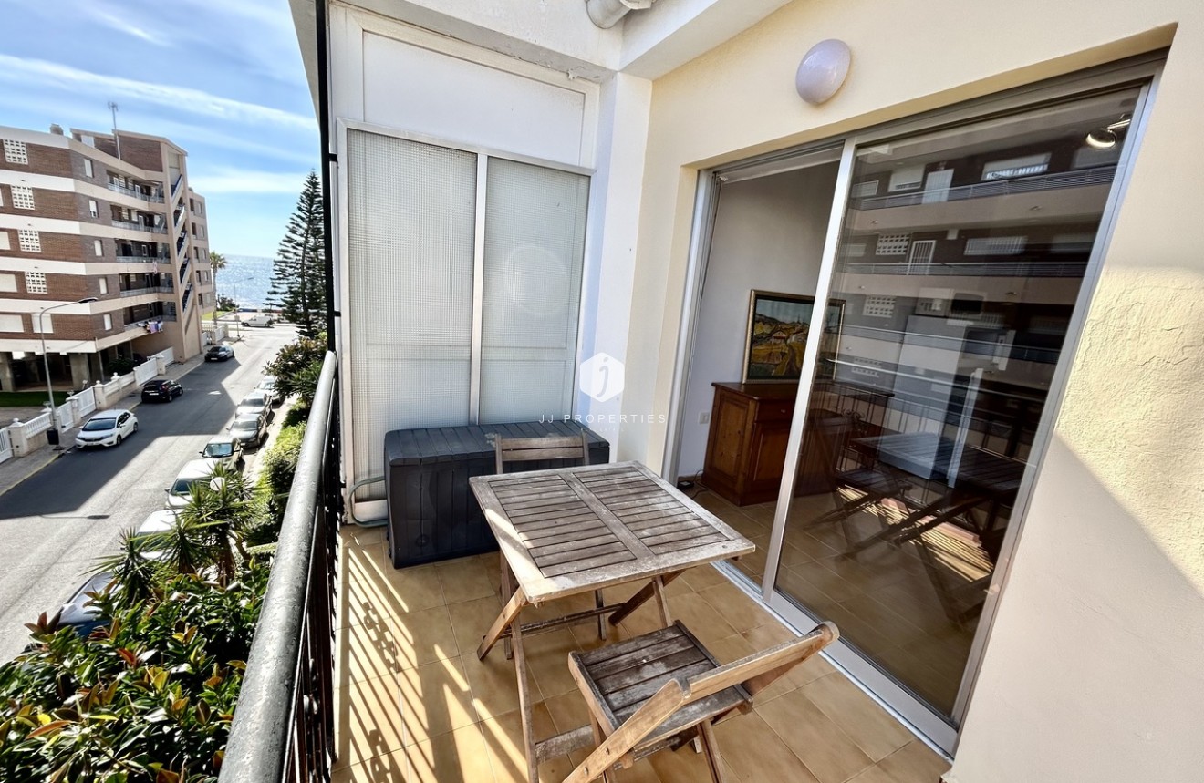 D'occasion - Appartement -
Torrevieja - Costa Blanca