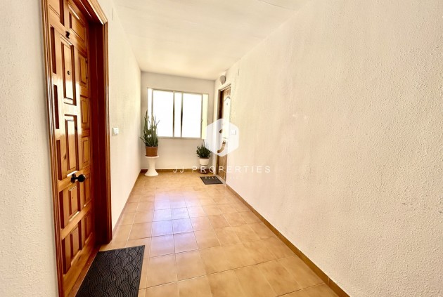 D'occasion - Appartement -
Torrevieja - Costa Blanca