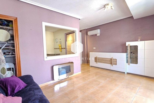 Segunda mano - Apartamento / piso -
Torrevieja - PARQUE DE LAS NACIONES
