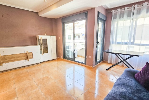 Segunda mano - Apartamento / piso -
Torrevieja - PARQUE DE LAS NACIONES