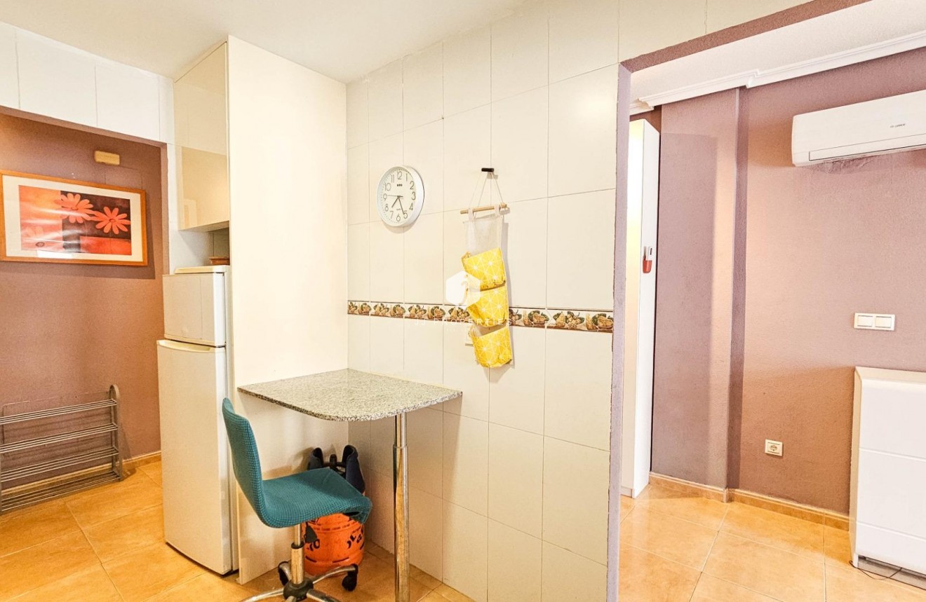Segunda mano - Apartamento / piso -
Torrevieja - PARQUE DE LAS NACIONES