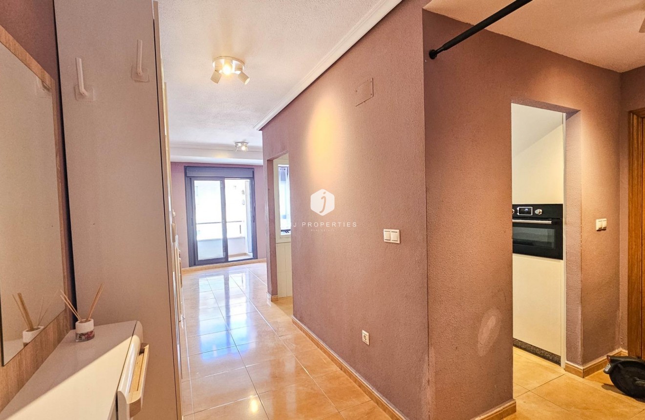 Segunda mano - Apartamento / piso -
Torrevieja - PARQUE DE LAS NACIONES
