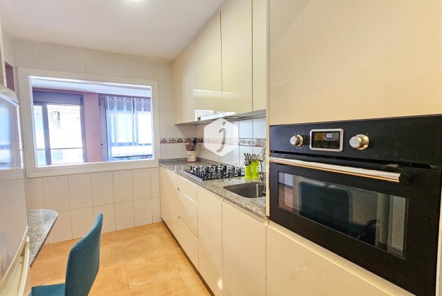 Segunda mano - Apartamento / piso -
Torrevieja - PARQUE DE LAS NACIONES