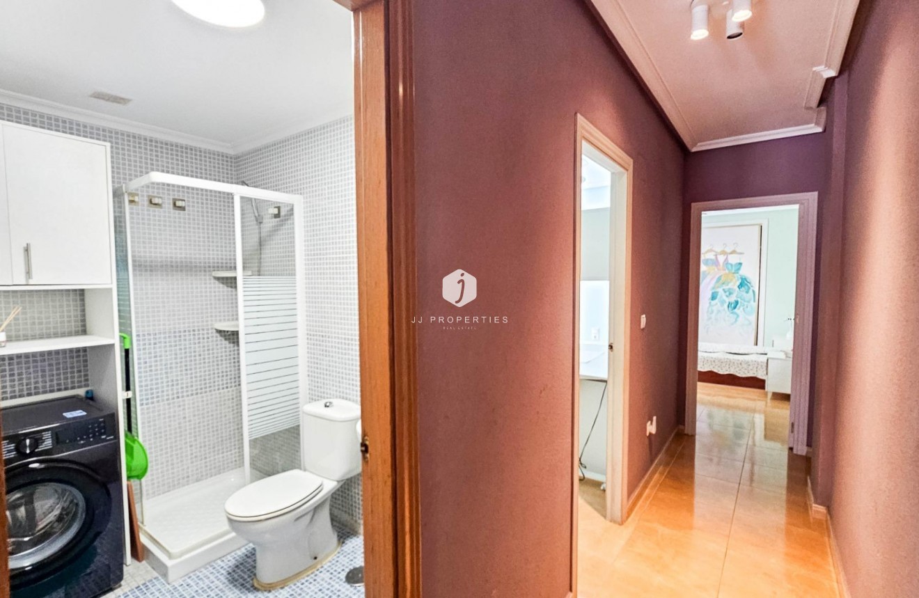 Segunda mano - Apartamento / piso -
Torrevieja - PARQUE DE LAS NACIONES
