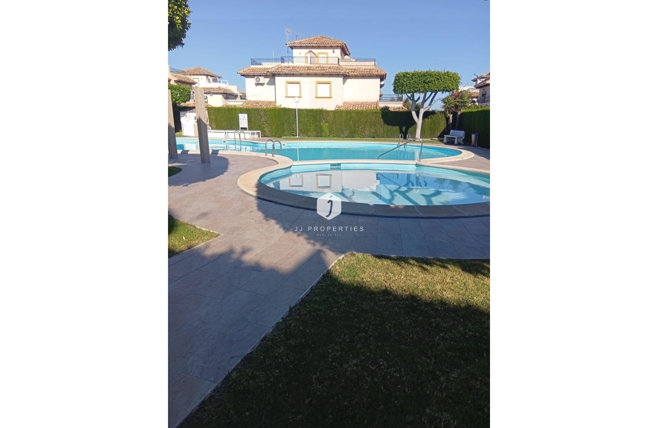 D'occasion - Chalet -
Orihuela Costa - Rocio Del Mar