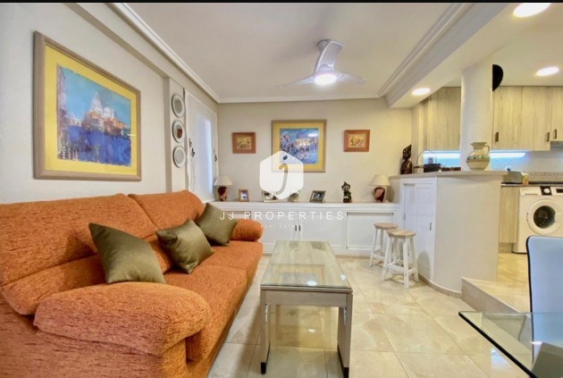 Z drugiej ręki - Mieszkanie w bloku -
Torrevieja - Torre la mata