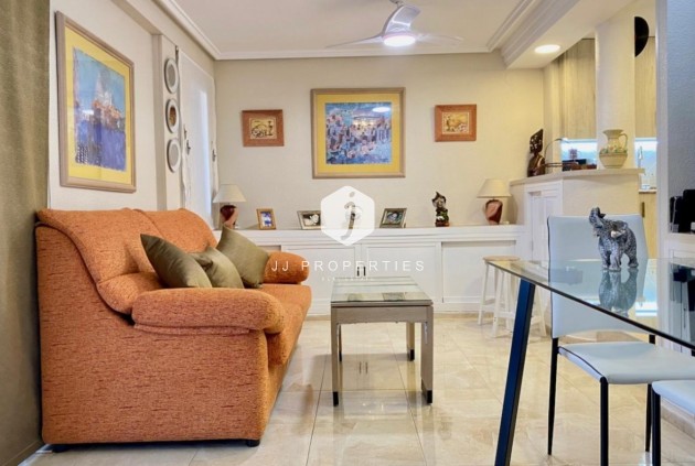 Z drugiej ręki - Mieszkanie w bloku -
Torrevieja - Torre la mata