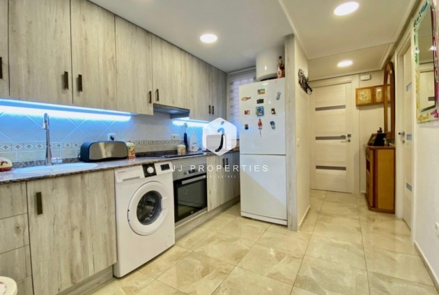Z drugiej ręki - Mieszkanie w bloku -
Torrevieja - Torre la mata