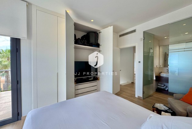 Resale - Villa -
San Miguel de Salinas - Bellavista