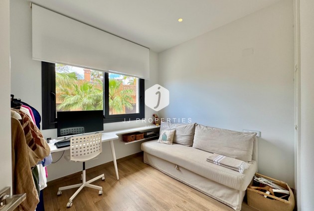 Resale - Villa -
San Miguel de Salinas - Bellavista