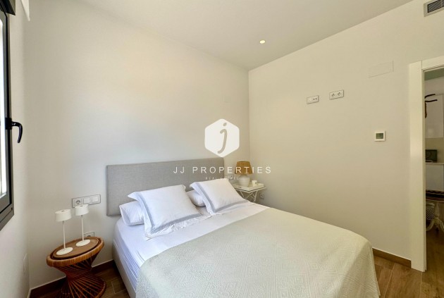 Resale - Villa -
San Miguel de Salinas - Bellavista