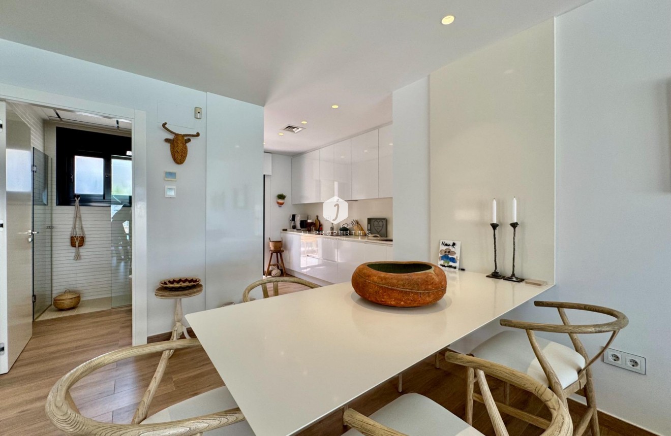 Resale - Villa -
San Miguel de Salinas - Bellavista