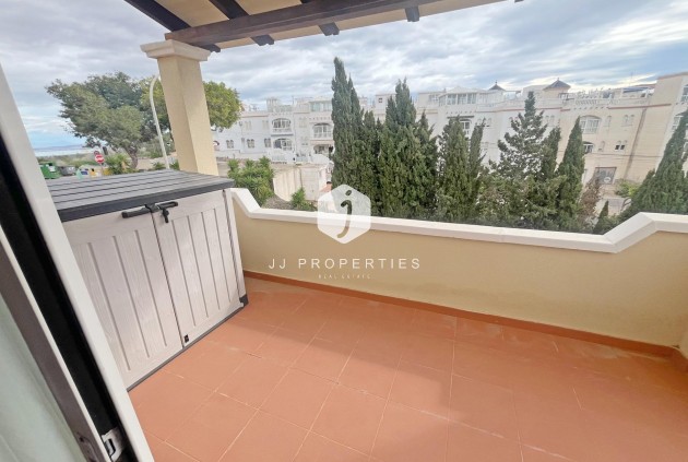 D'occasion - Duplex -
San Miguel de Salinas - Las Filipinas