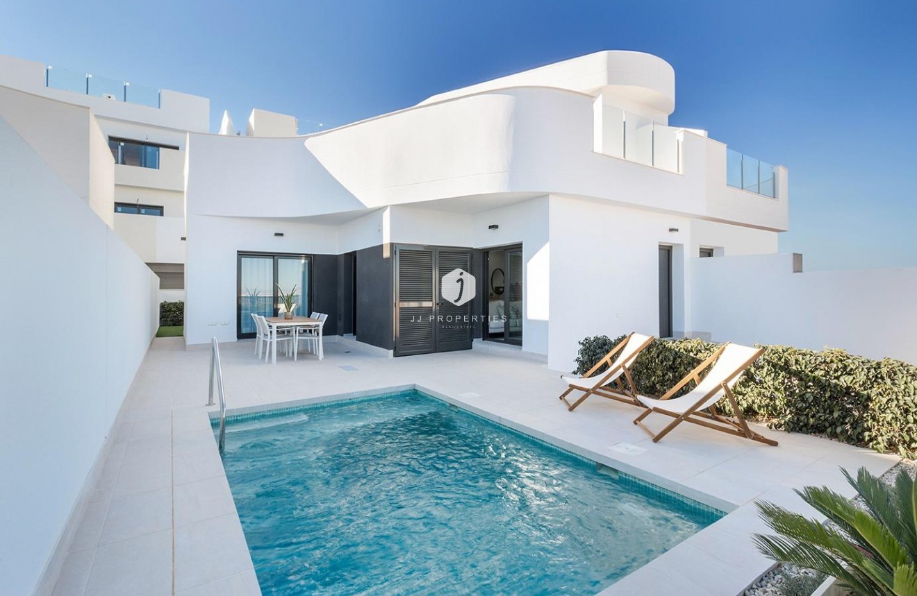 New Build - Villa -
Torrevieja - Lago Jardín II