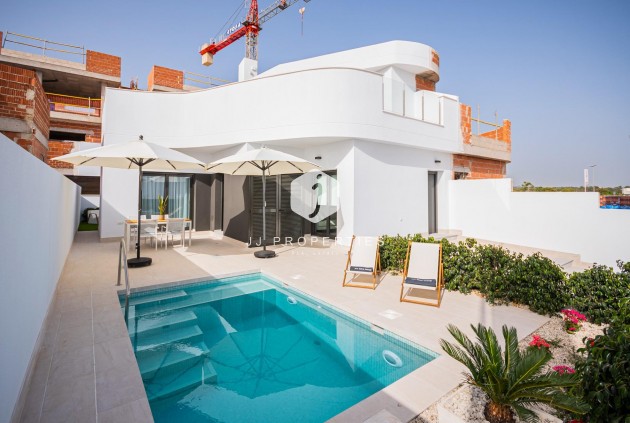 New Build - Villa -
Torrevieja - Lago Jardín II