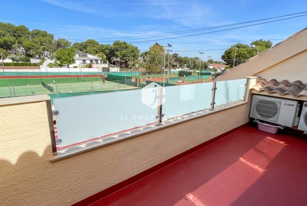 Resale - Chalet -
Torrevieja - Costa Blanca