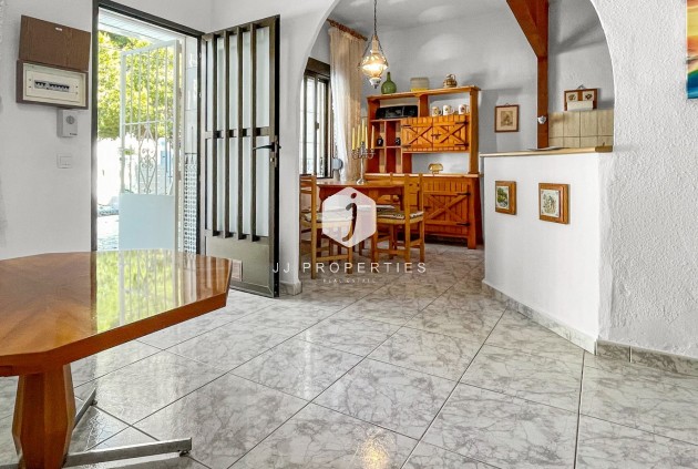 Resale - Chalet -
Torrevieja - Costa Blanca