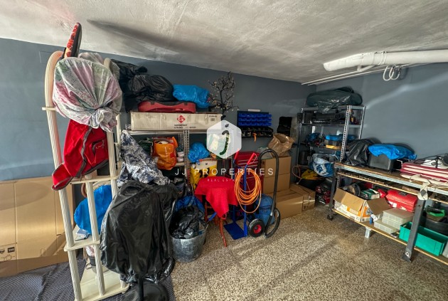 Resale - Chalet -
Torrevieja - Costa Blanca