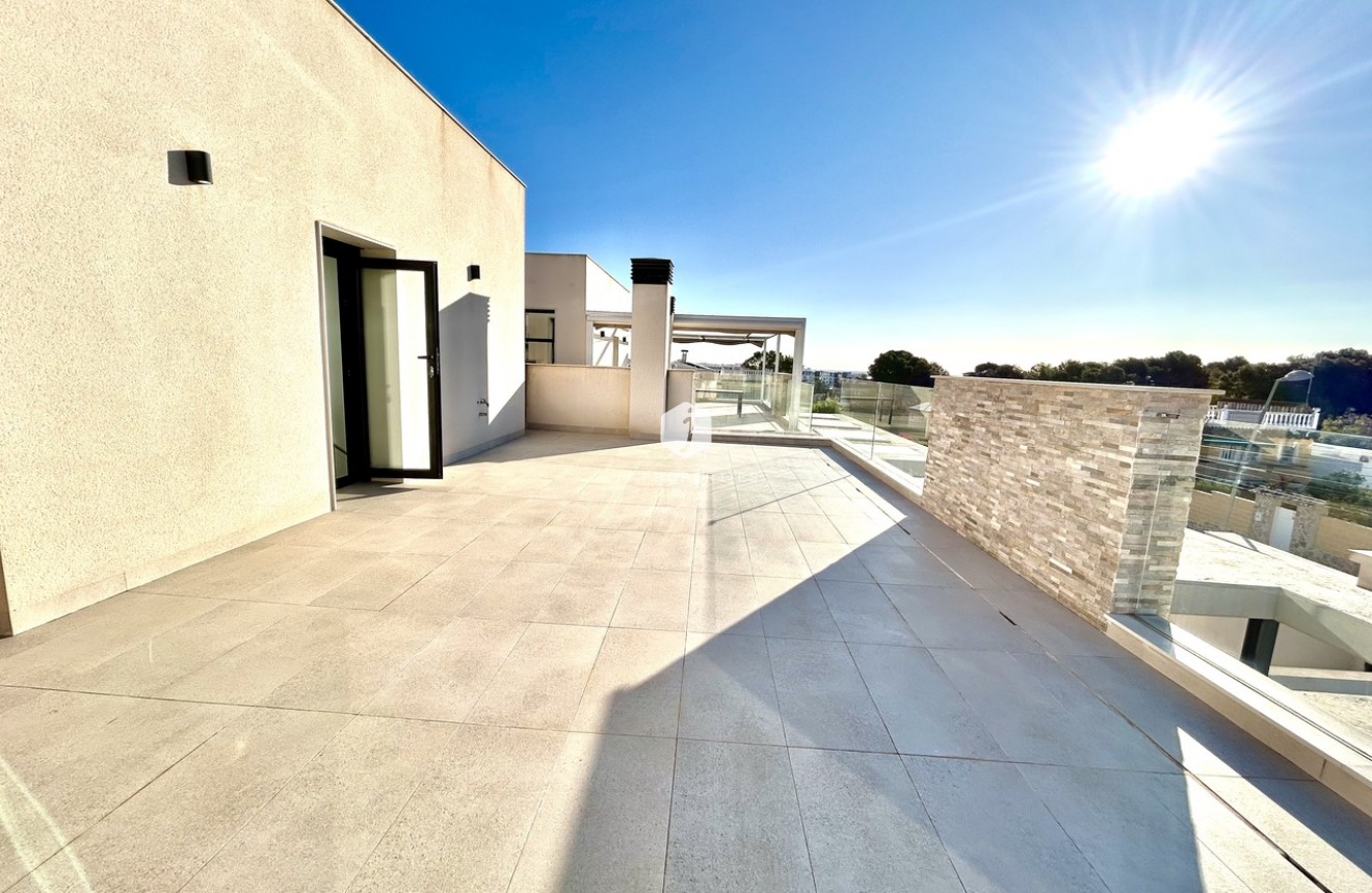 Resale - Villa -
Los Balcones - Costa Blanca