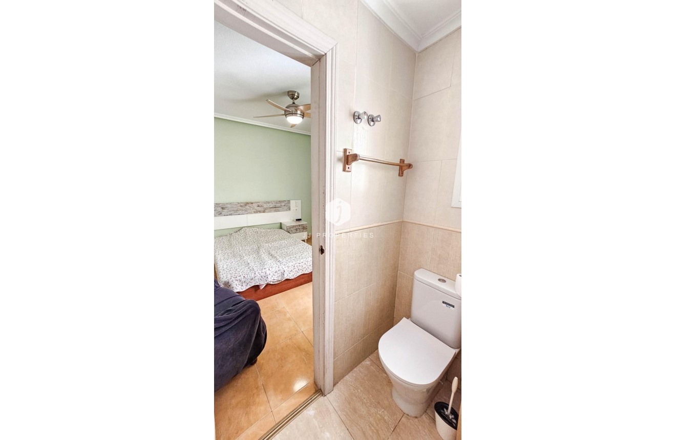 Resale - Apartment / flat -
Torrevieja - PARQUE DE LAS NACIONES