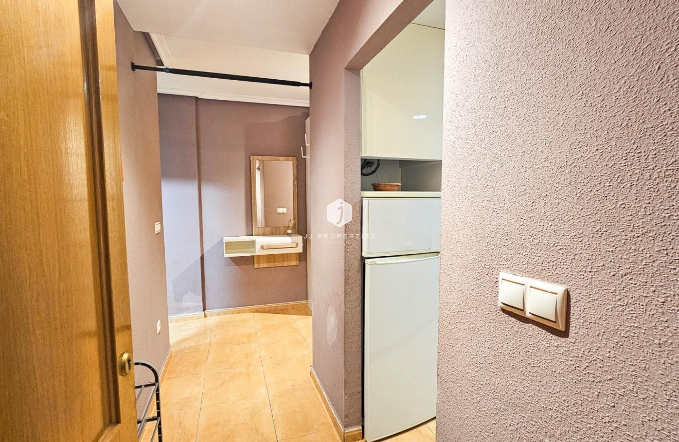 Resale - Apartment / flat -
Torrevieja - PARQUE DE LAS NACIONES