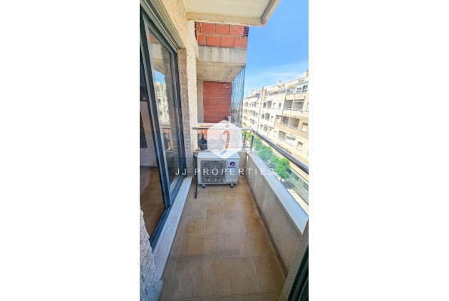 Resale - Apartment / flat -
Torrevieja - PARQUE DE LAS NACIONES