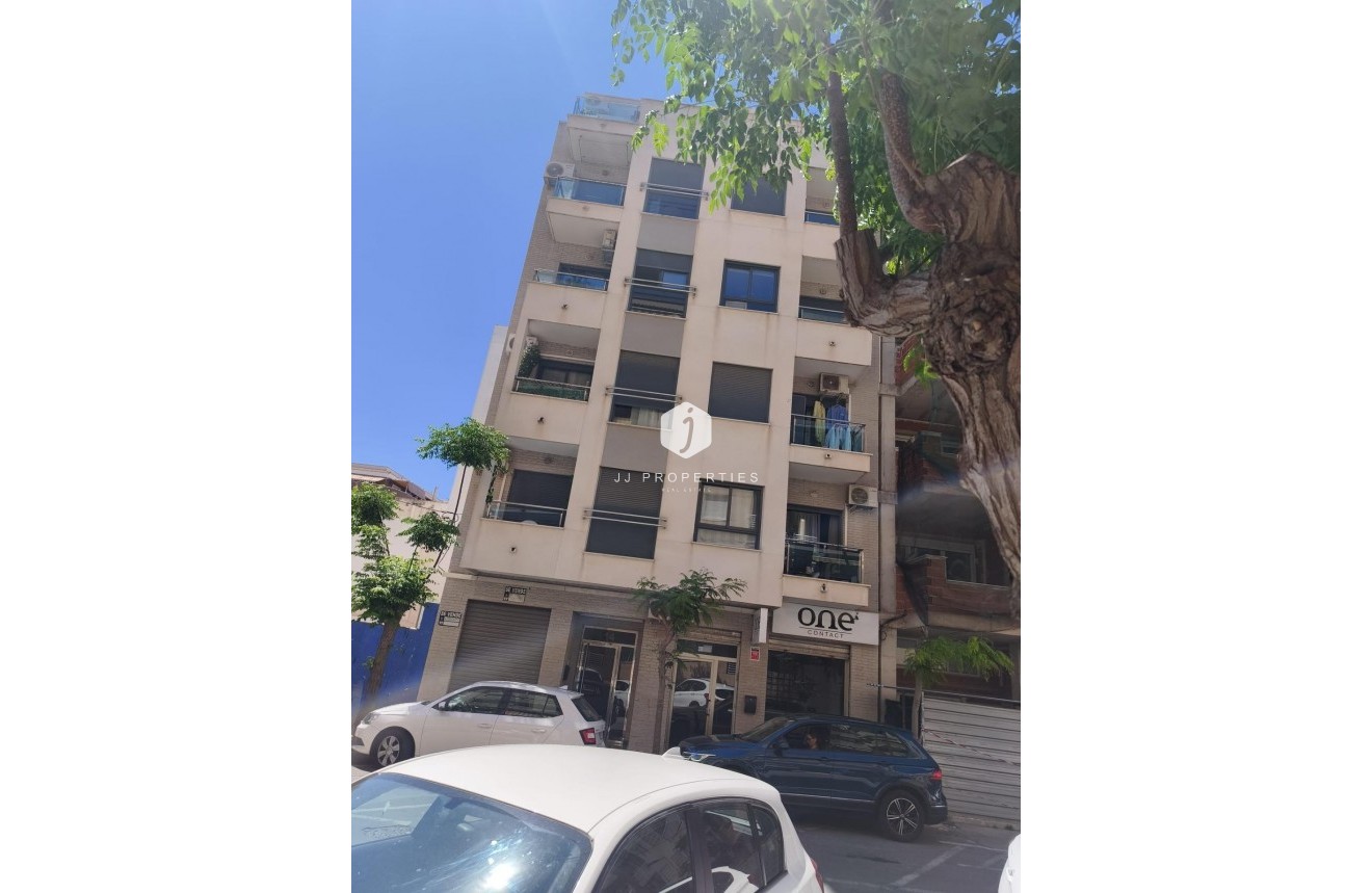 Resale - Apartment / flat -
Torrevieja - PARQUE DE LAS NACIONES