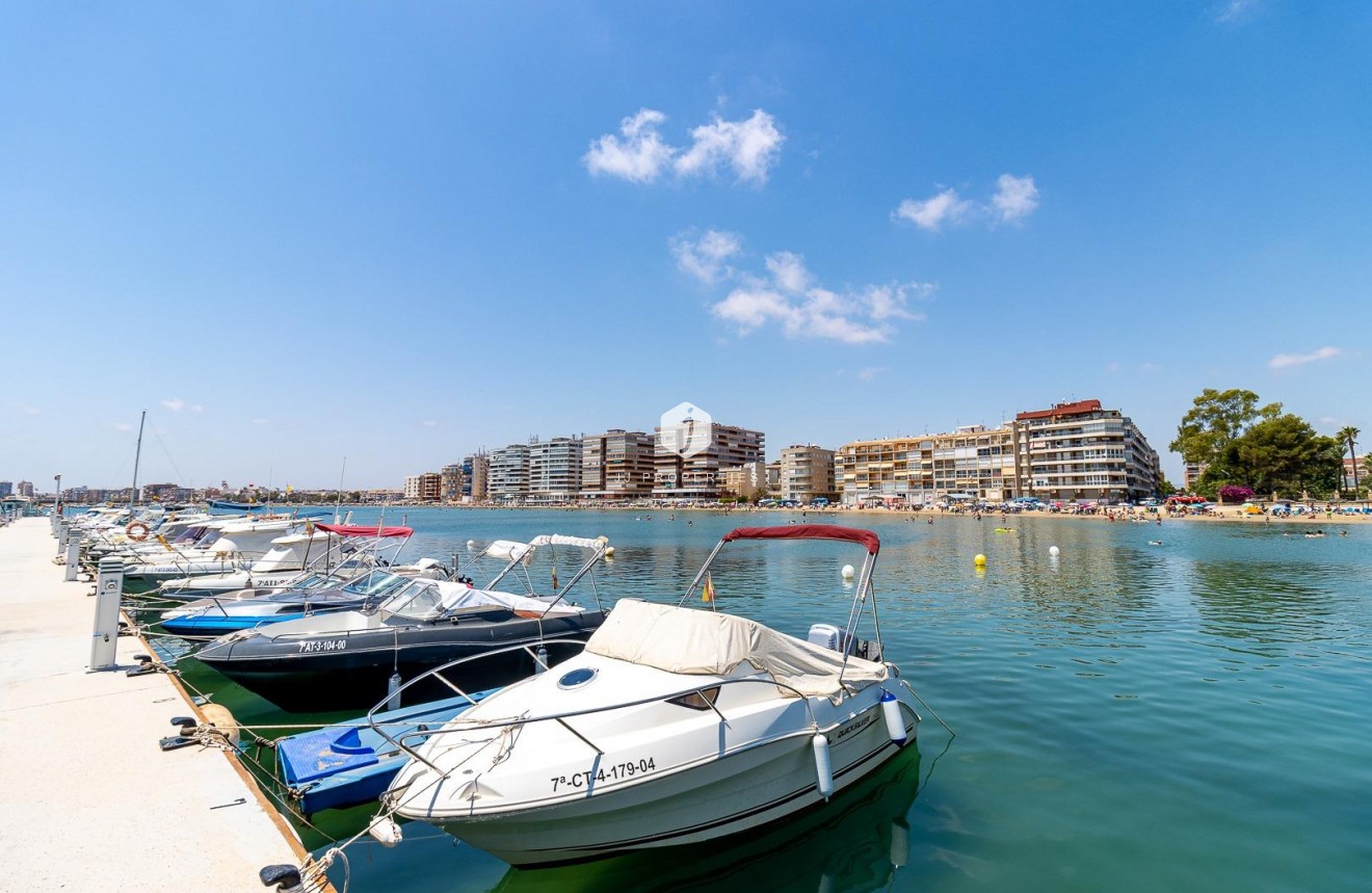 Resale - Apartment / flat -
Torrevieja - PARQUE DE LAS NACIONES