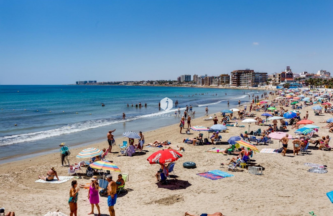 Resale - Apartment / flat -
Torrevieja - PARQUE DE LAS NACIONES