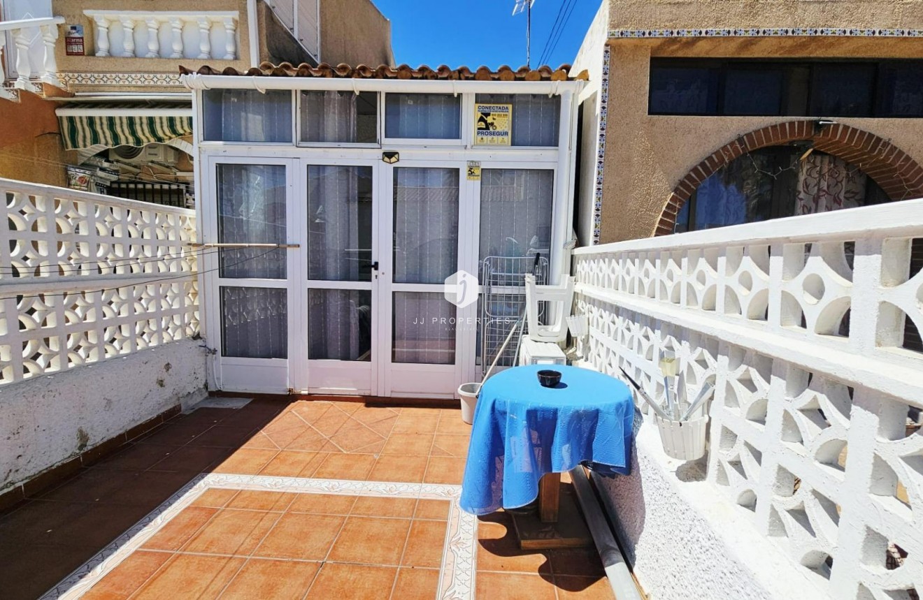 Resale - Bungalow -
Torrevieja - Nueva Torrevieja
