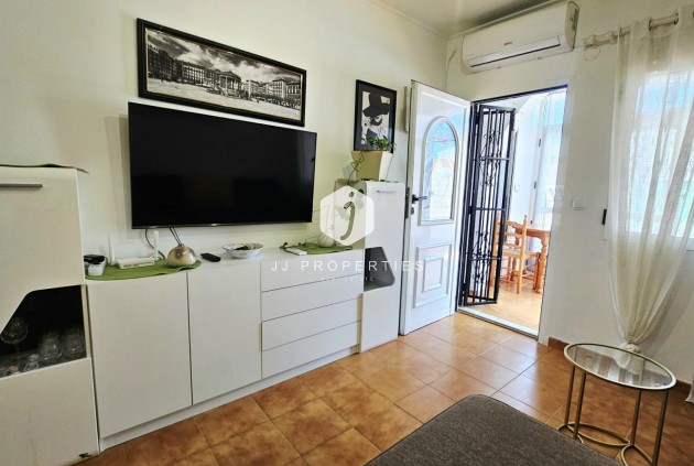 Resale - Bungalow -
Torrevieja - Nueva Torrevieja