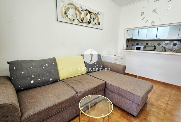 Resale - Bungalow -
Torrevieja - Nueva Torrevieja