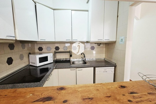 Resale - Bungalow -
Torrevieja - Nueva Torrevieja