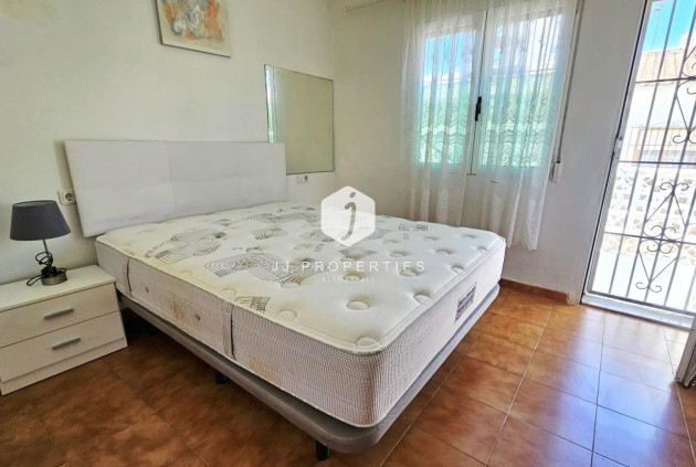 Resale - Bungalow -
Torrevieja - Nueva Torrevieja