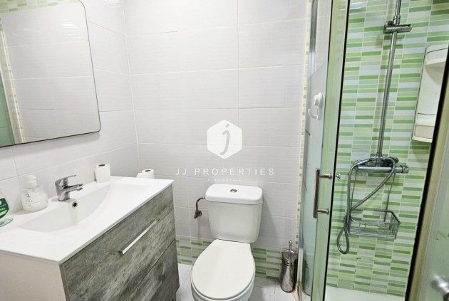Resale - Bungalow -
Torrevieja - Nueva Torrevieja