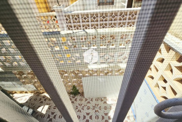 Resale - Bungalow -
Torrevieja - Nueva Torrevieja