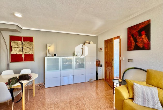Resale - Chalet -
Orihuela Costa - Los Altos