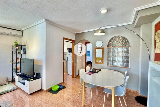 Resale - Chalet -
Orihuela Costa - Los Altos