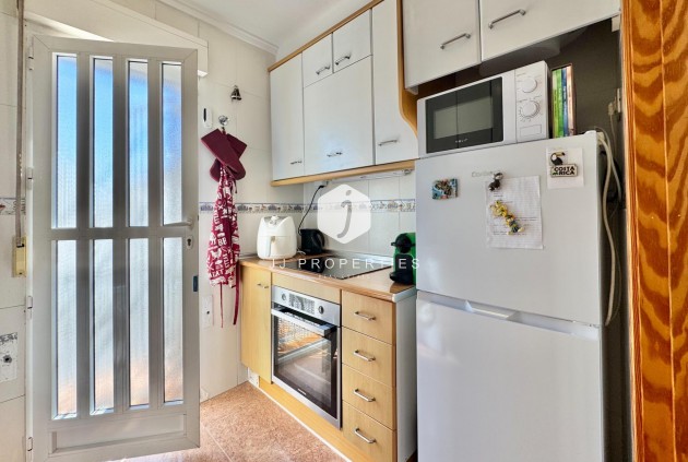 Resale - Chalet -
Orihuela Costa - Los Altos