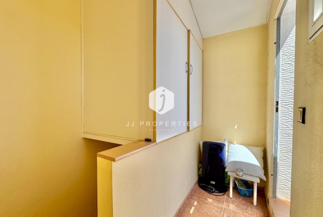 Resale - Chalet -
Orihuela Costa - Los Altos