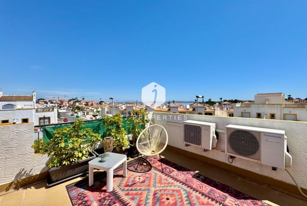 Resale - Chalet -
Orihuela Costa - Los Altos
