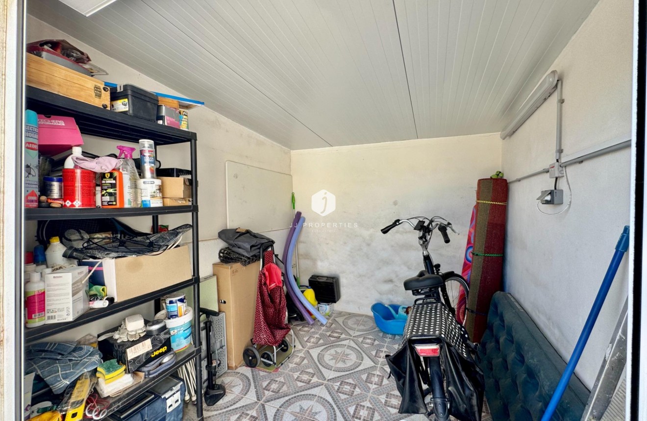 Resale - Chalet -
Orihuela Costa - Los Altos