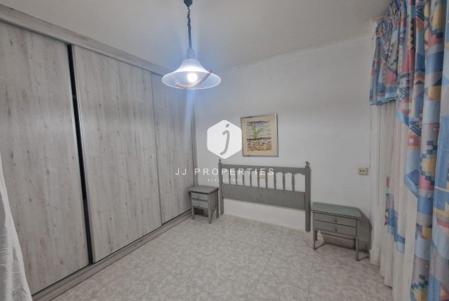 Resale - Apartment / flat -
Torrevieja - Playa de los Locos