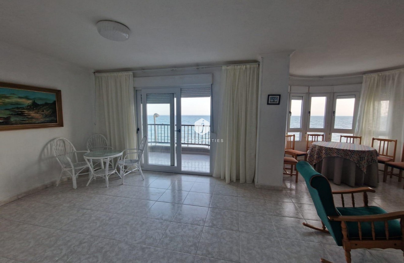 Resale - Apartment / flat -
Torrevieja - Playa de los Locos