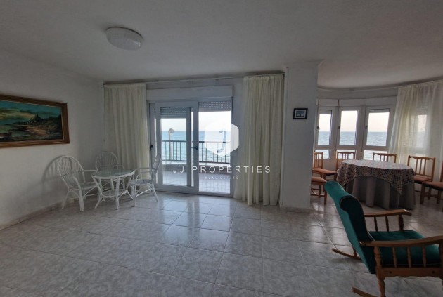 Resale - Apartment / flat -
Torrevieja - Playa de los Locos
